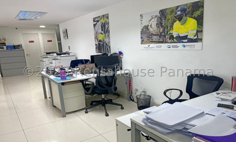 Splendid Commercial Office - Oficina en Av Balboa
